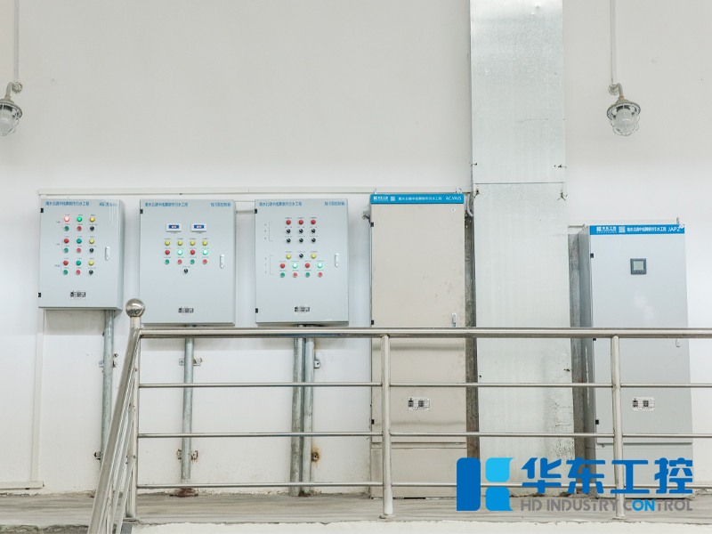 華東工控泵站控制現(xiàn)場(chǎng)