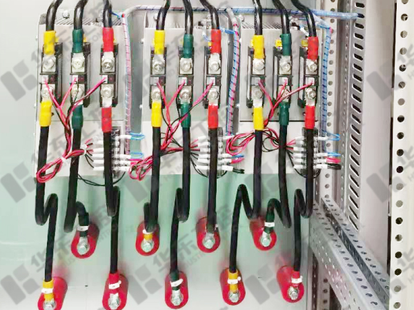 電容補償柜細節