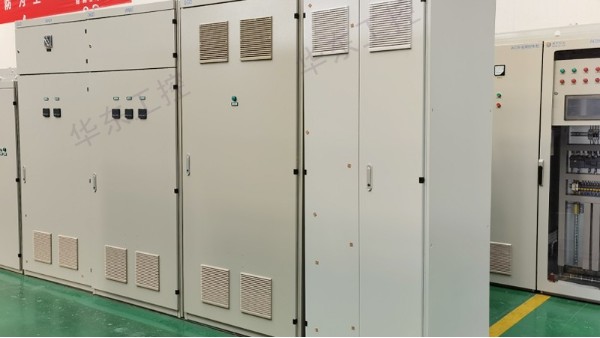 解析<i style='color:red'>plc控制</i>柜廠家定制化生產(chǎn)的核心影響因素