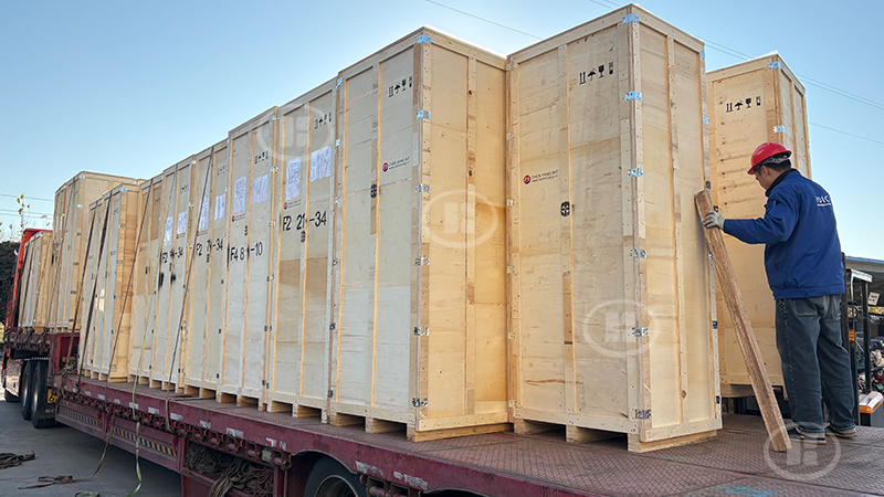 華東工控匠心打造，又一批高端控制柜成功啟航，出口俄羅斯！