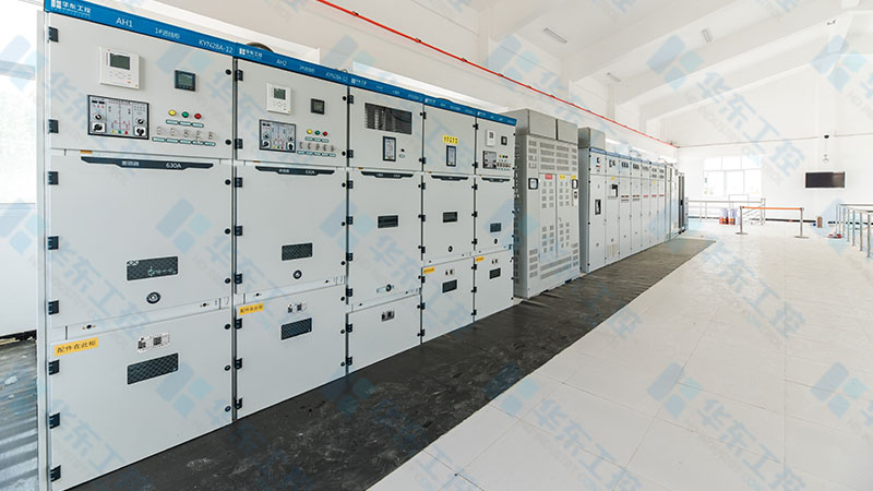 華東工控-高低壓配電柜施工現(xiàn)場
